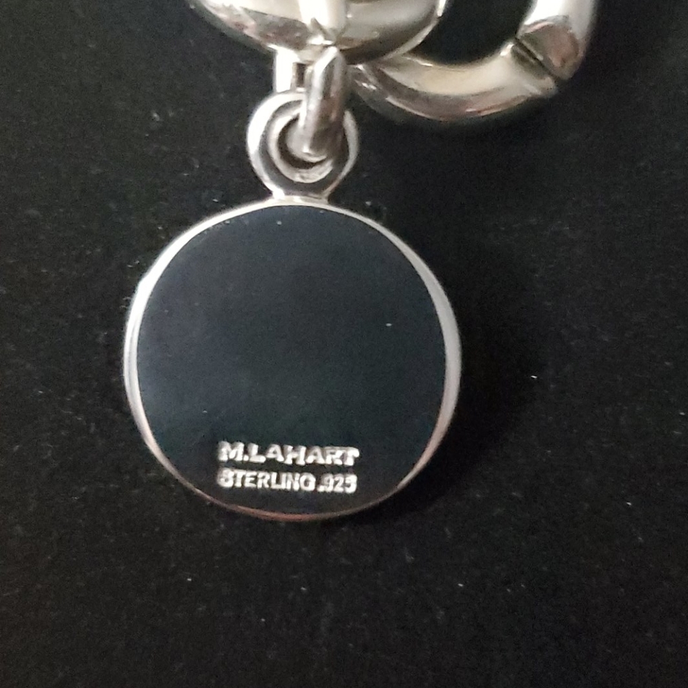 Nascar Silver Charm Pearl Necklace. - Picture 3 of 8